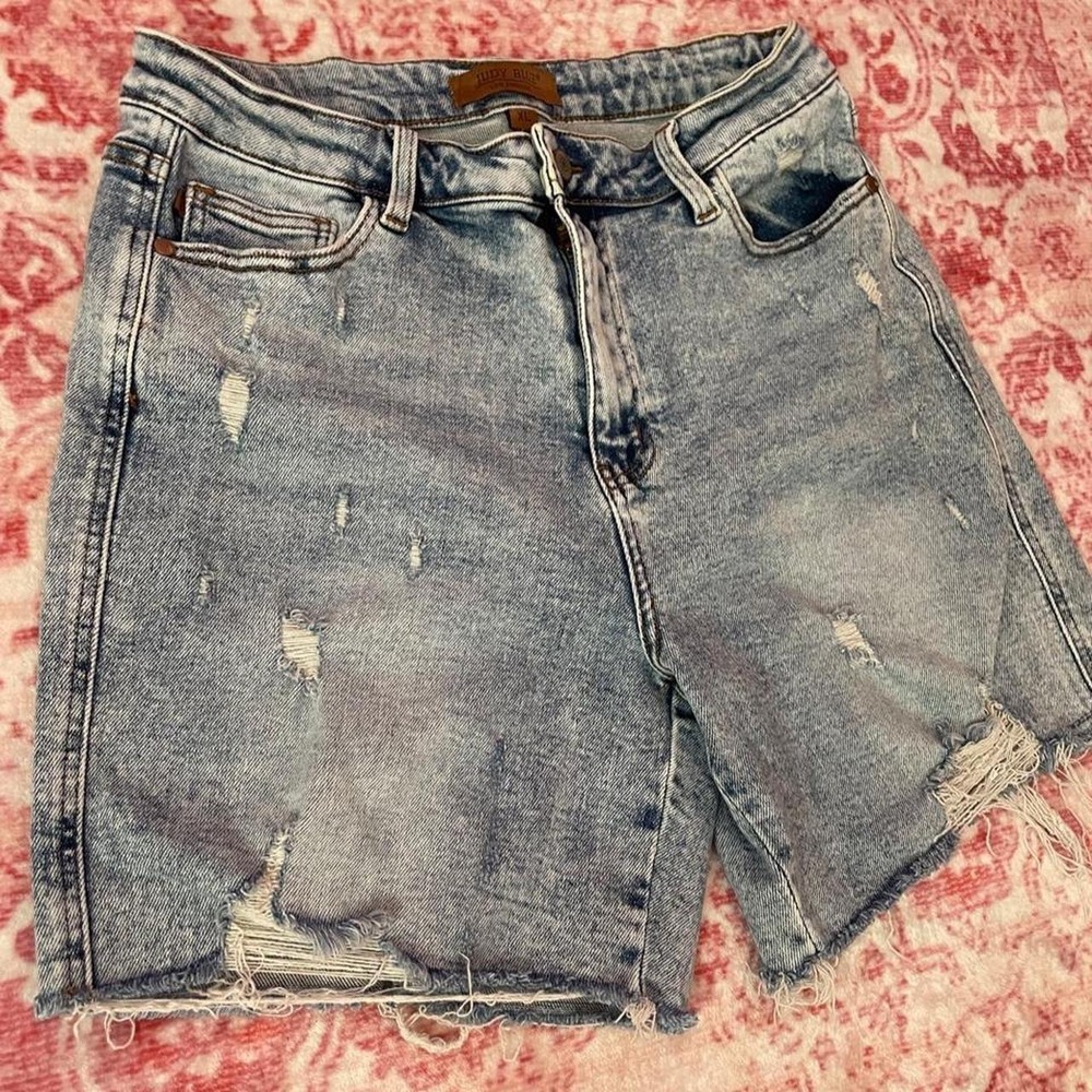 High-waisted blue denim shorts